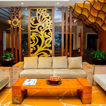 Teeka Resort Suites & Spa Pokhara Luaran gambar