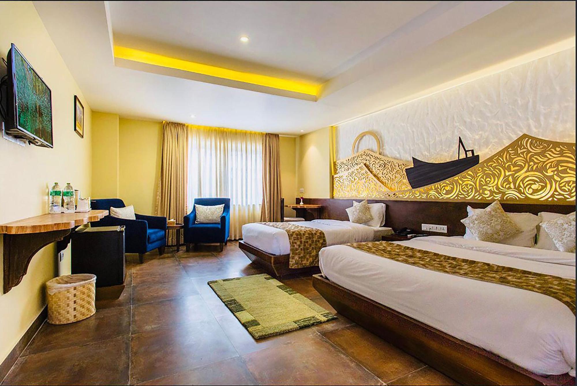 Teeka Resort Suites & Spa Pokhara Luaran gambar