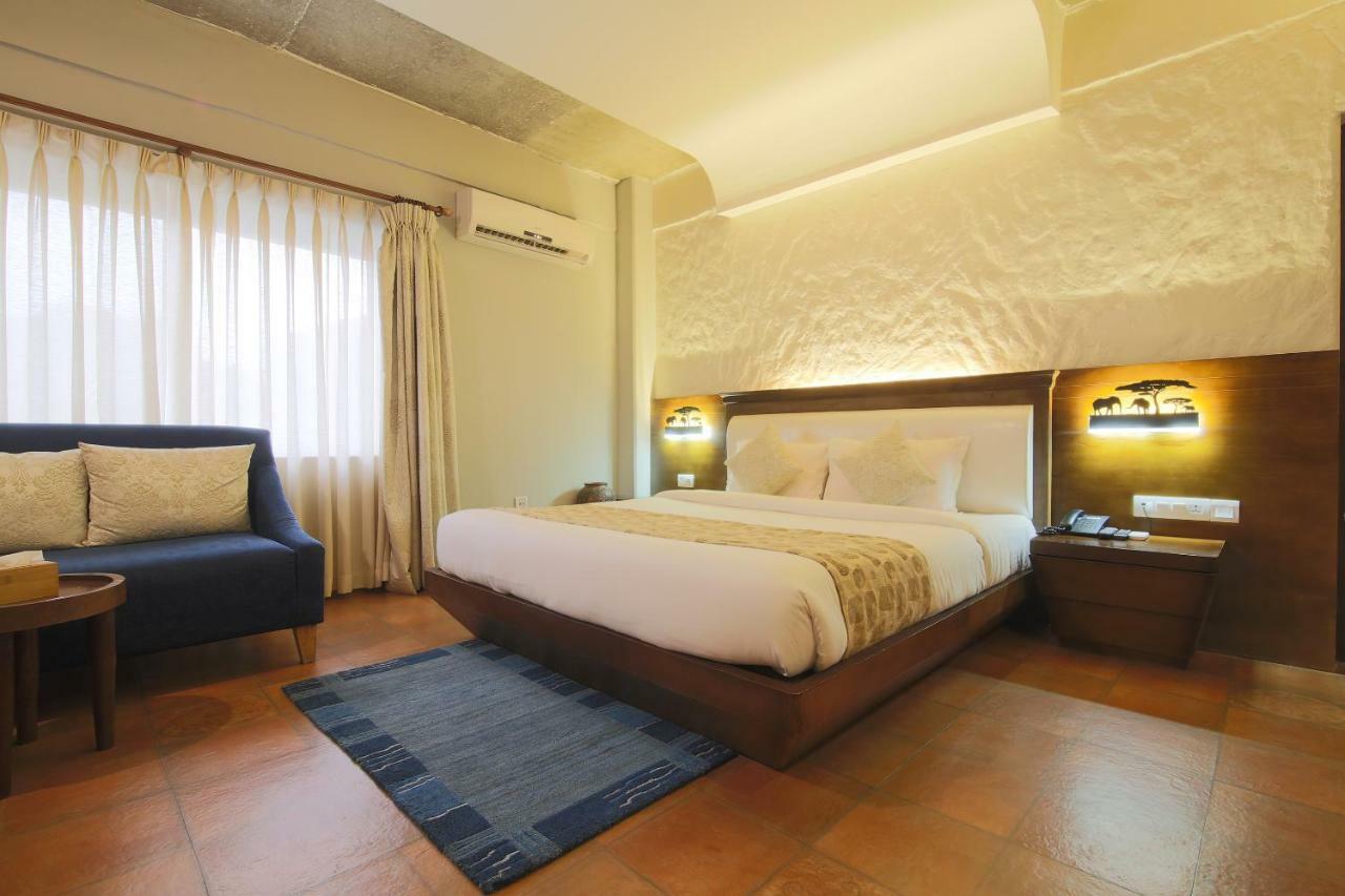 Teeka Resort Suites & Spa Pokhara Luaran gambar