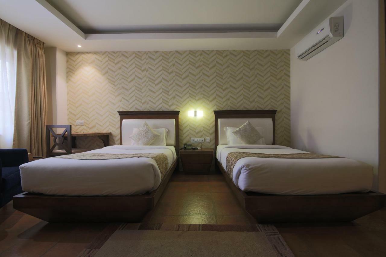 Teeka Resort Suites & Spa Pokhara Luaran gambar