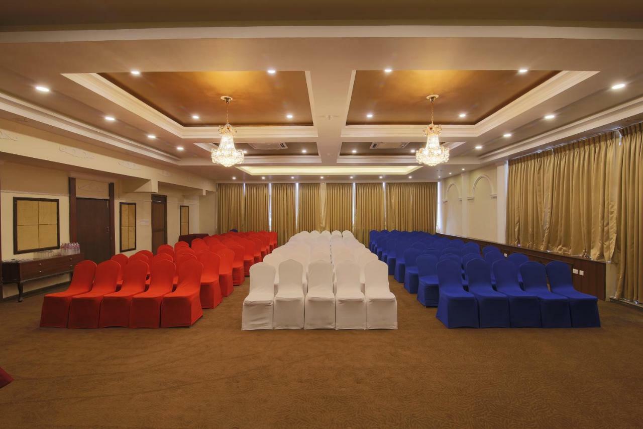 Teeka Resort Suites & Spa Pokhara Luaran gambar